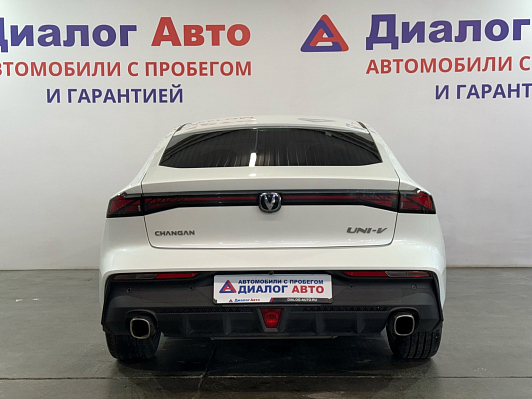 Changan UNI-V LX, 2023 года, пробег 19790 км