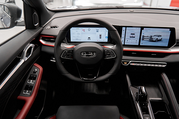 Geely Coolray Flagship, серый