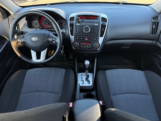 Kia Ceed, 2011 года, пробег 183073 км