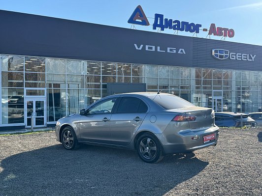Mitsubishi Lancer Invite, 2012 года, пробег 170000 км