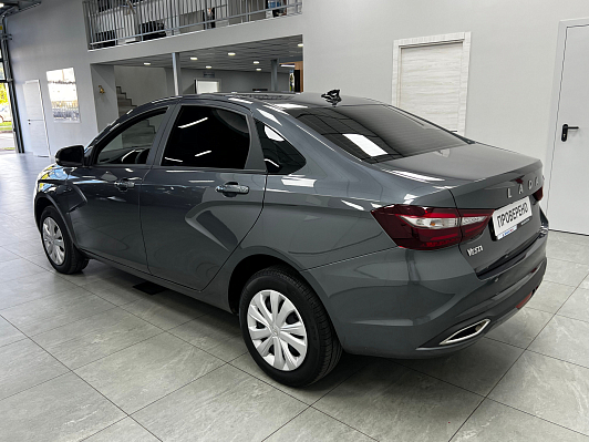 Lada (ВАЗ) Vesta, 2025 года, пробег 20800 км