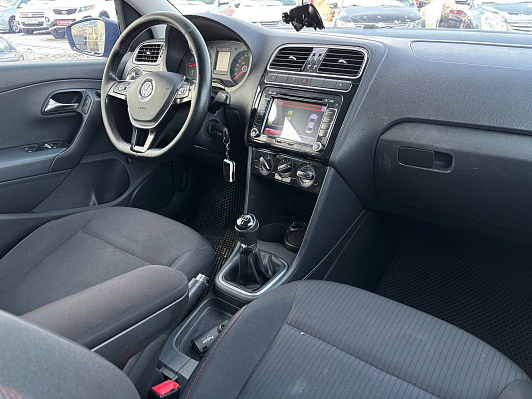 Volkswagen Polo Comfortline, 2017 года, пробег 192606 км