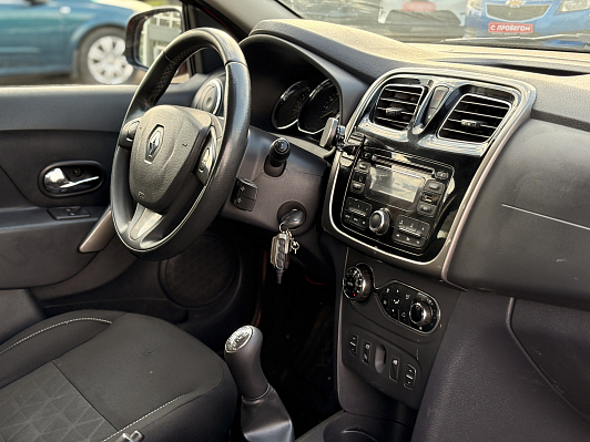 Renault Sandero Confort, 2016 года, пробег 146000 км