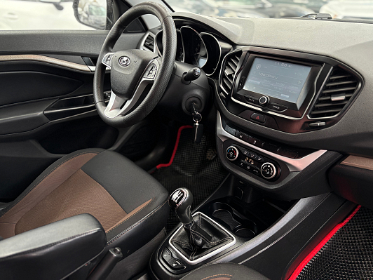 Lada (ВАЗ) Vesta Luxe Multimedia, 2017 года, пробег 206943 км