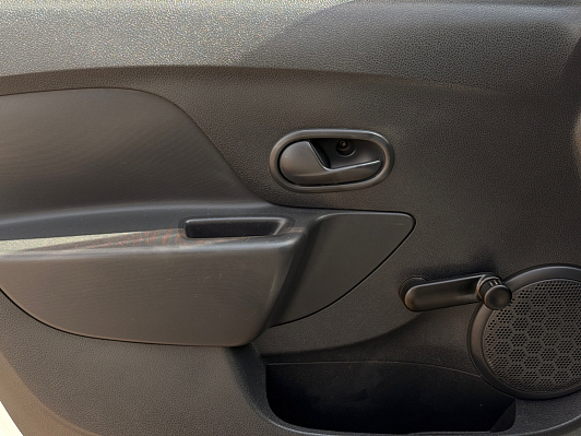 Renault Sandero Access, 2015 года, пробег 110000 км