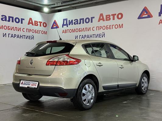 Renault Megane, 2010 года, пробег 216000 км