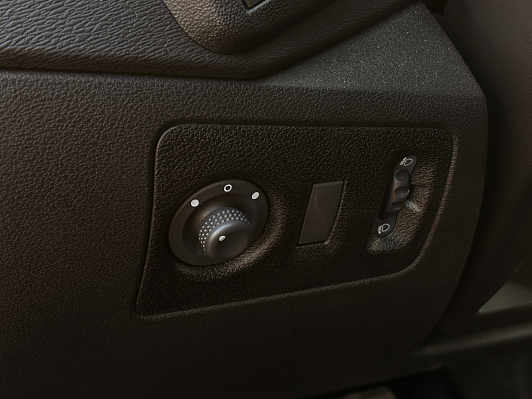 Lada (ВАЗ) XRAY Comfort, 2018 года, пробег 32200 км
