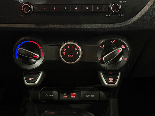 Kia Rio, 2019 года, пробег 157000 км