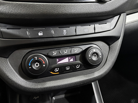 Lada (ВАЗ) Vesta Comfort, 2021 года, пробег 63000 км