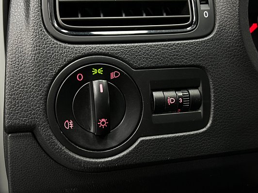 Volkswagen Polo Comfortline, 2019 года, пробег 131944 км