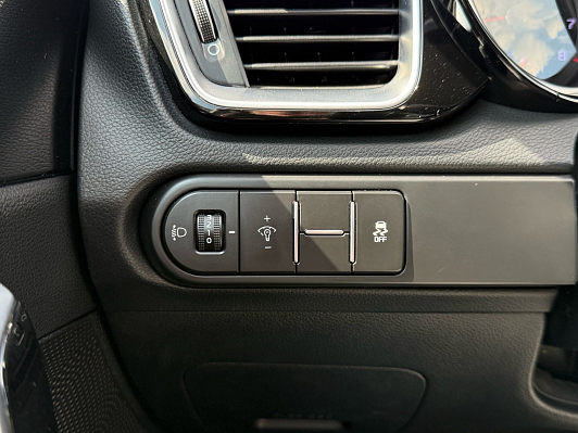 Kia Ceed Luxe, 2018 года, пробег 131153 км