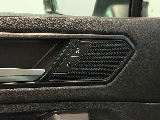 Volkswagen Tiguan Respect, 2021 года, пробег 98600 км