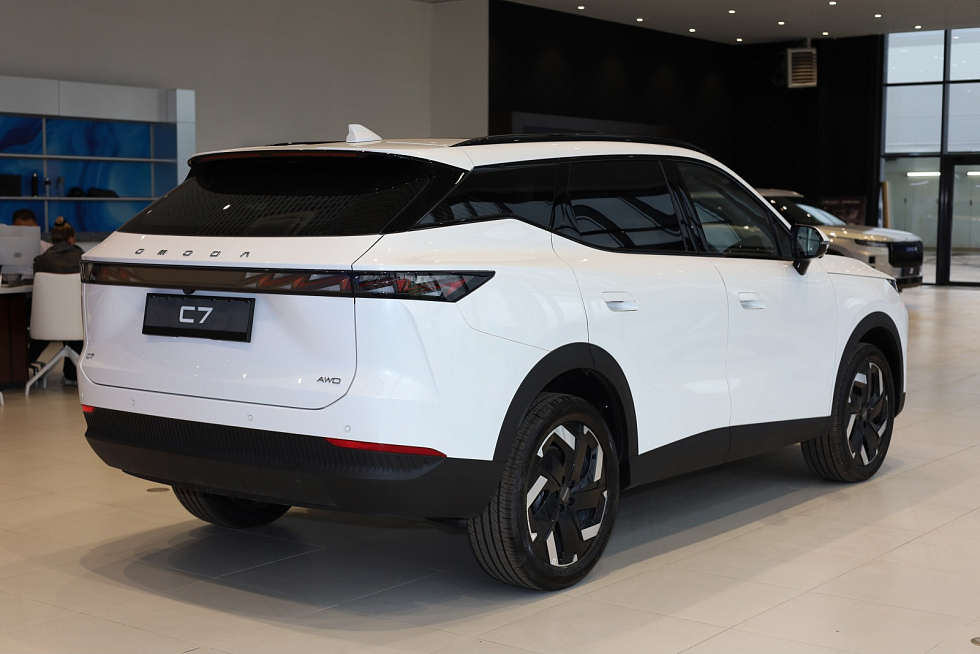 Omoda C7 Актив, белый
