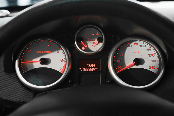 Peugeot 207, 2010 года, пробег 189000 км