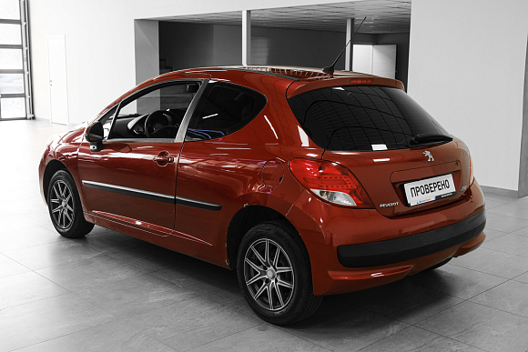 Peugeot 207, 2010 года, пробег 189000 км