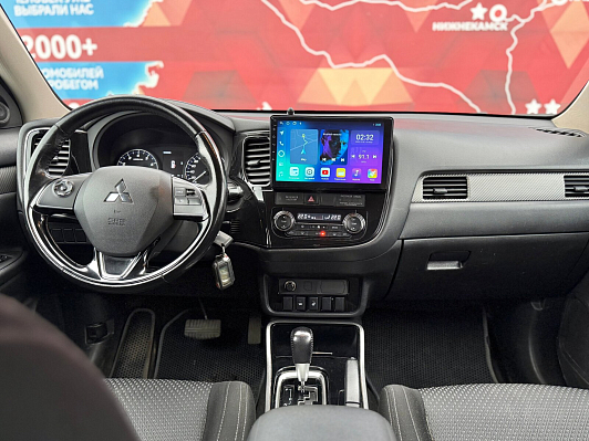 Mitsubishi Outlander Intense, 2018 года, пробег 172000 км