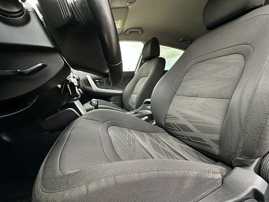 Kia Ceed Luxe, 2018 года, пробег 99130 км