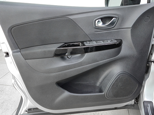 Renault Kaptur Intense, 2020 года, пробег 42904 км