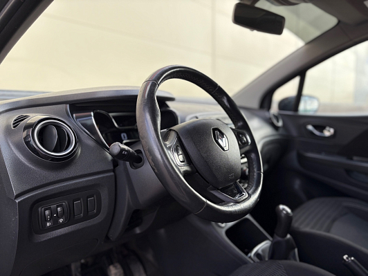Renault Kaptur Drive, 2016 года, пробег 196872 км