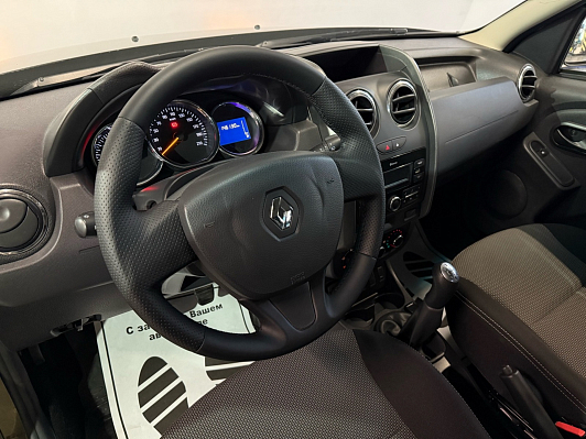 Renault Duster, 2017 года, пробег 146000 км