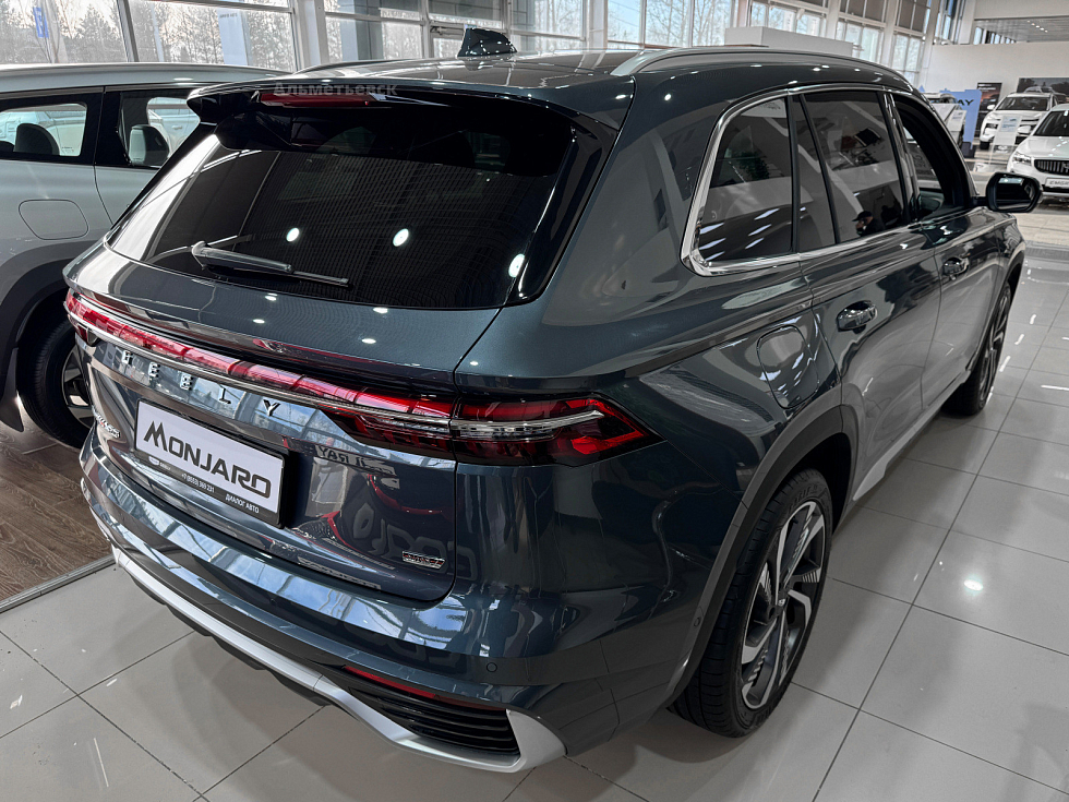 Geely Monjaro Флагман, серый