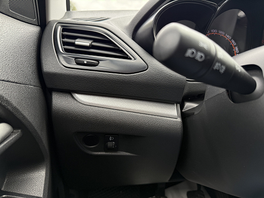 Lada (ВАЗ) Vesta Comfort Winter, 2020 года, пробег 44600 км