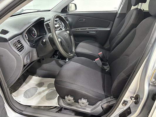 Kia Rio Стандарт, 2005 года, пробег 222845 км