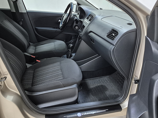 Volkswagen Polo Trendline, 2016 года, пробег 142281 км