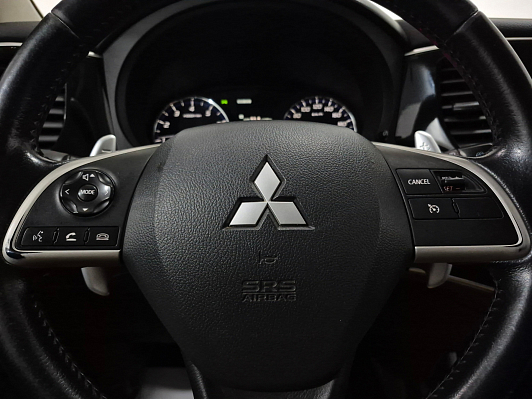 Mitsubishi Outlander Ultimate, 2014 года, пробег 225319 км