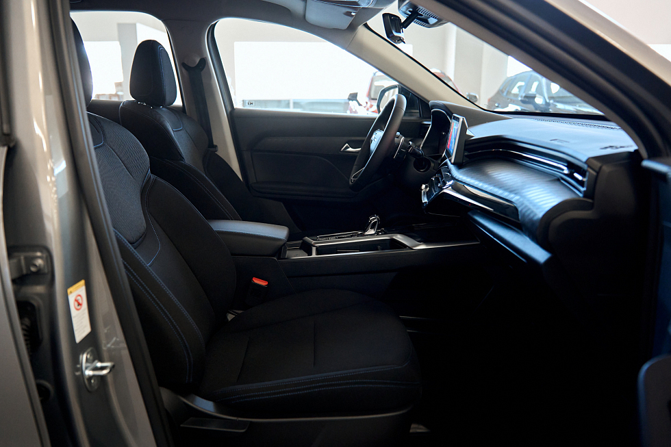 Haval Jolion Комфорт, серый