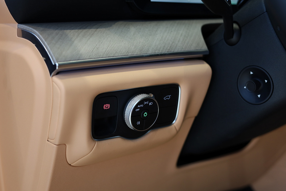 Jaecoo J8 Supreme, серый