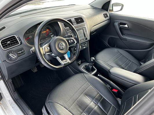 Volkswagen Polo CONNECT, 2020 года, пробег 98000 км