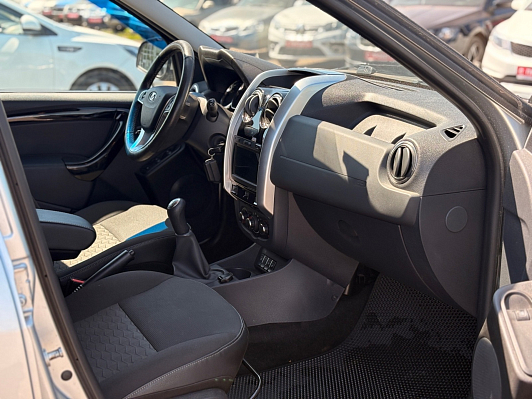 Lada (ВАЗ) Largus Luxe 5 мест Prestige, 2021 года, пробег 74618 км