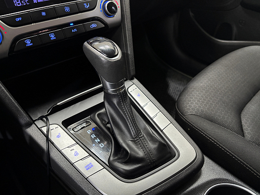 Hyundai Elantra Comfort, 2018 года, пробег 173658 км