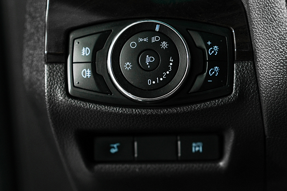 Ford Explorer Limited, 2013 года, пробег 200500 км