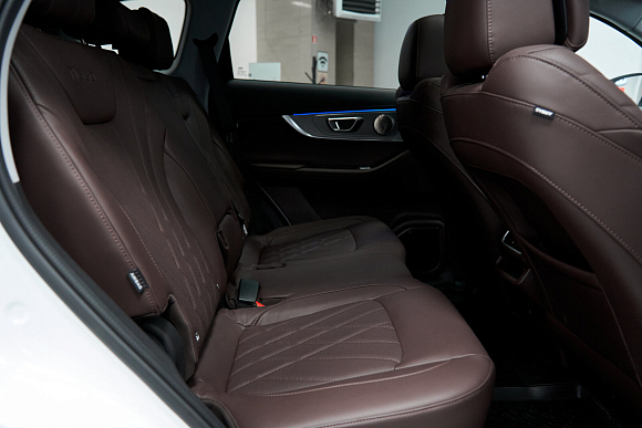 Chery Tiggo 8 Pro Max Ultimate 4WD, белый