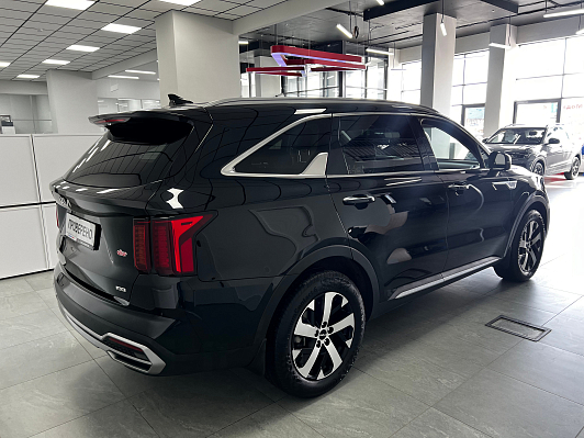 Kia Sorento Prestige, 2023 года, пробег 50000 км