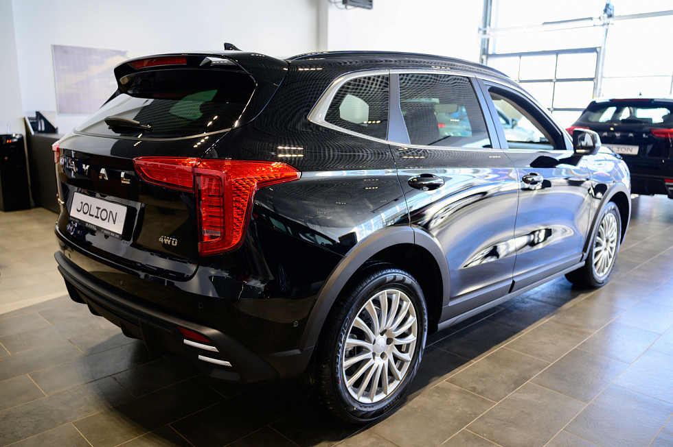 Haval Jolion Техно +, черный