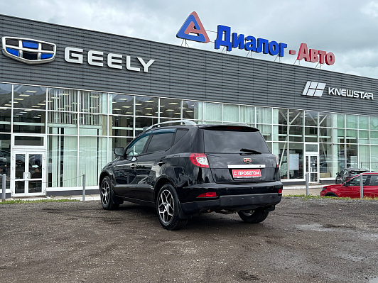 Geely Emgrand X7 Luxury, 2015 года, пробег 132493 км
