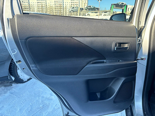 Mitsubishi Outlander Intense+, 2018 года, пробег 112040 км