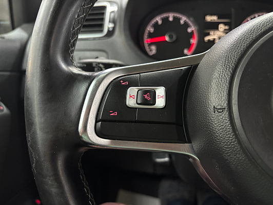 Volkswagen Polo Comfortline, 2018 года, пробег 141090 км