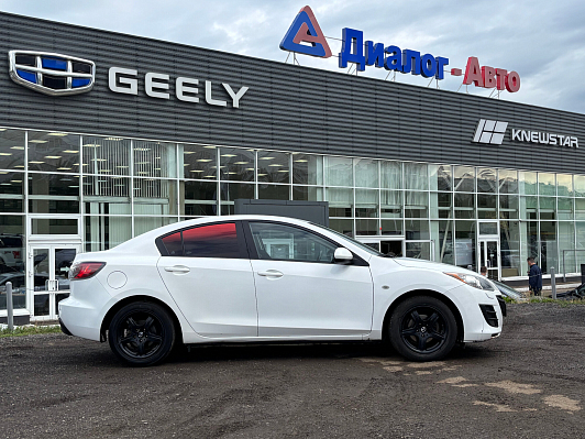 Mazda 3 Touring, 2010 года, пробег 199000 км