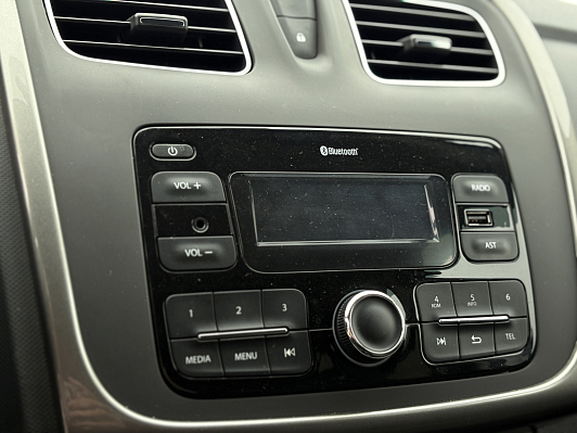 Renault Sandero Stepway Life, 2019 года, пробег 62658 км