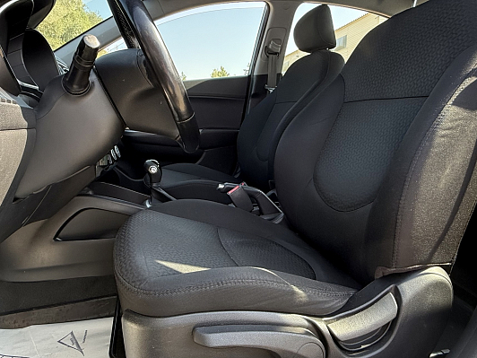 Kia Rio Comfort Аудио, 2016 года, пробег 121000 км
