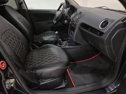 Ford Fusion Trend, 2006 года, пробег 277724 км