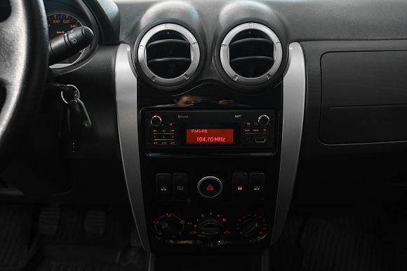 Lada (ВАЗ) Largus Luxe (5 мест), 2019 года, пробег 81000 км