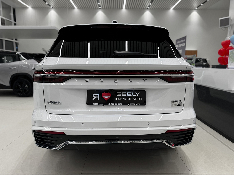 Geely Monjaro Full Moon (Xingyue L), белый