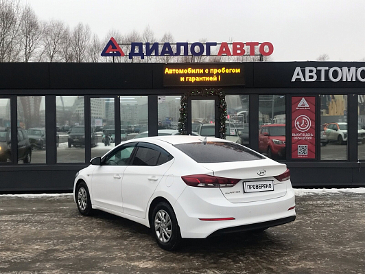 Hyundai Elantra Base, 2017 года, пробег 145000 км