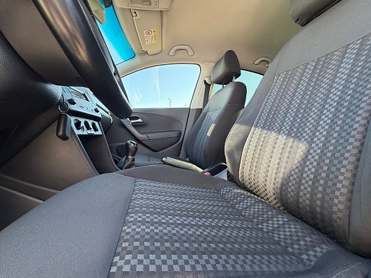 Volkswagen Polo Comfortline, 2016 года, пробег 190000 км