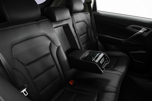 Geely Atlas Luxury, 2019 года, пробег 93000 км